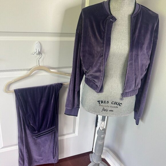 Victoria's Secret Purple Velour Ribbed Track Suit- Size S EUC - Picture 1 of 2